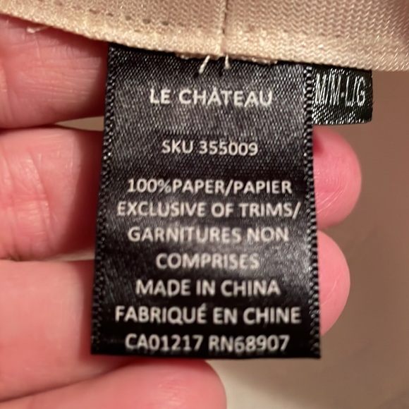 Le Chateau white and black straw hat❤️Price Drop❤️ - Picture 5 of 8